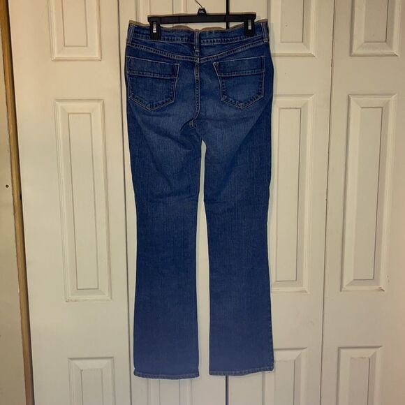 Old Navy Sweetheart Boot Cut Jeans Med Wash 8 - Picture 8 of 16